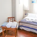 Les Bruyeres Bed and Breakfast