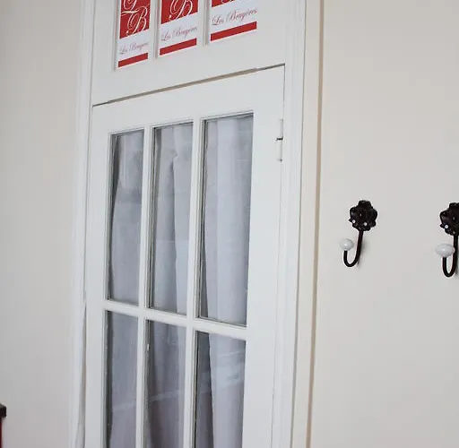 Les Bruyeres Ле-Сабль-д’Олон